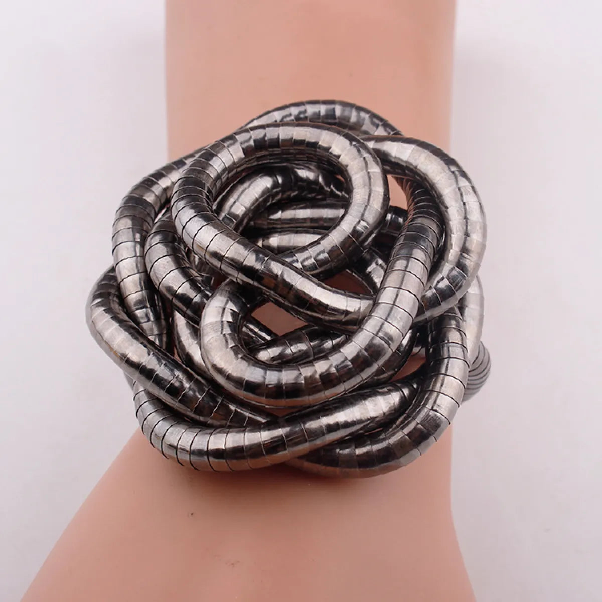 Zorr Flexible Snake Necklace